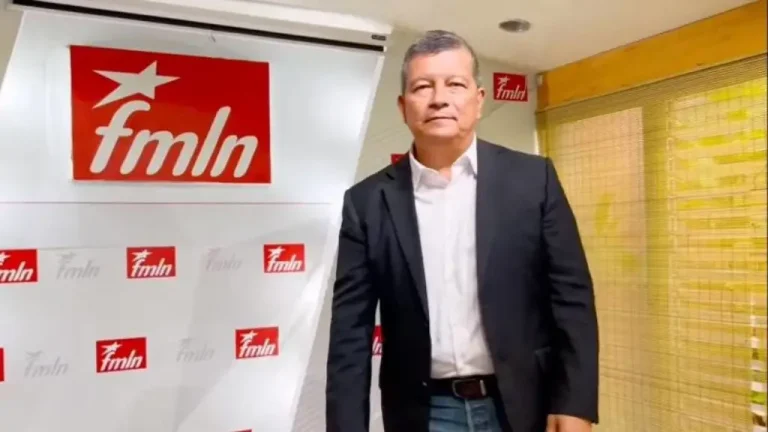 División en Fmln, Ortiz renunciaría y Flores buscará la dirección