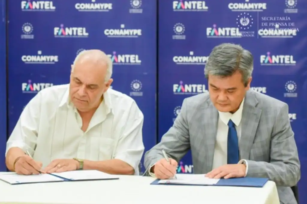 Gobierno firma convenio con comercializadora de Canadá