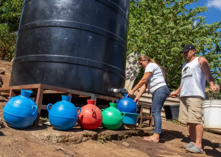 DOM mejora servicio agua potable en Sacacoyo, La Libertad Oeste