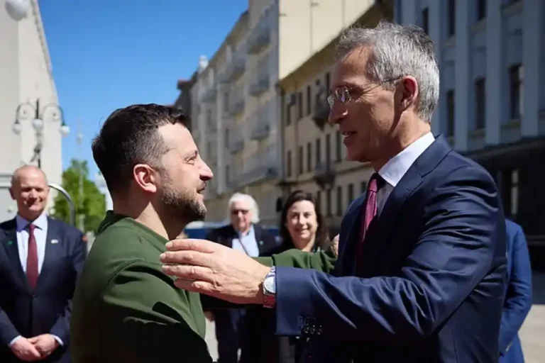 El ucraniano Zelenski pide a OTAN que no les falle otra vez