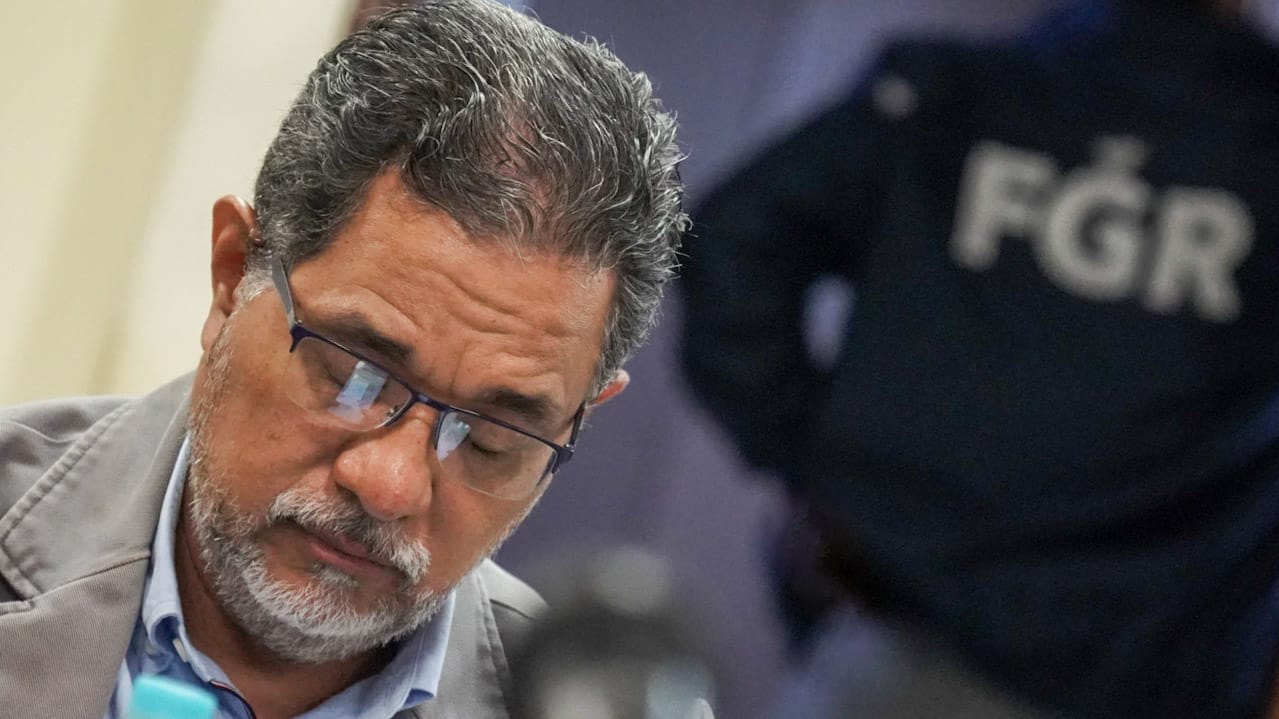 Exsecretario de comunicaciones podría enfrentar 15 años de cárcel ...