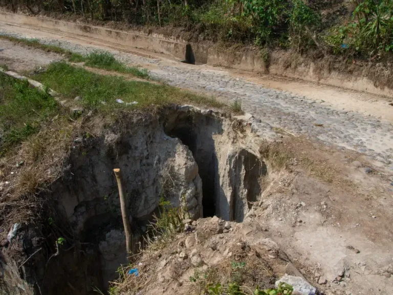 Reconstruyen calles Mercedes La Ceiba y Santa María Ostuma