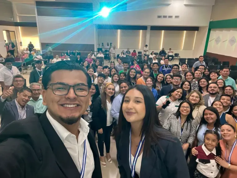 Seguros Futuro prepara XX Certamen de Oratoria a nivel nacional