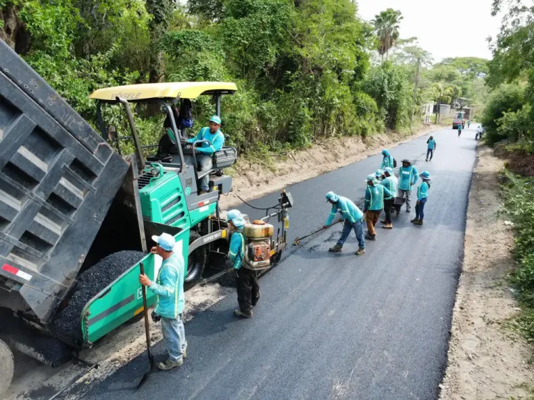 Avanza proyecto vial rural que conectará Mercedes Umaña y Berlín