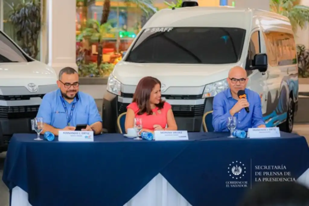 Durante la presentación, la ministra de Turismo, Morena Valdez, destacó que las acciones se ejecutan para impulsar el sector que es uno de los más destacados en el desarrollo del país.