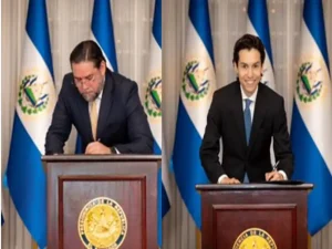 Presidente Bukele juramenta a nuevos miembros de gabinete
