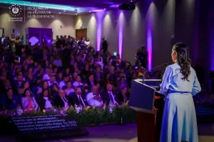 En el foro participan delegaciones de los ministerios de Salud, programas nacionales de salud materno infantil, asociaciones de enfermeras, parteras y pediatría de Costa Rica, Cuba, República Dominicana, Guatemala, Honduras, Nicaragua y El Salvador.