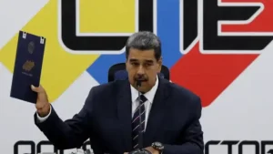 “Lo que vimos ayer en Venezuela no tiene otro nombre más que fraude. Una “elección” donde el resultado oficial no tiene relación con la realidad. Algo evidente para cualquiera”, manifestó el presidente Bukele.