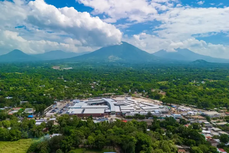 Plaza Mundo Usulután abre sus puertas y está preparado para recibir a todos los visitantes de la zona para que vivan una experiencia única.