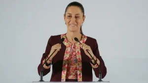 El evento de entrega está programado para en horas de la mañana del jueves, 15 de agosto en el Tribunal Electoral del Poder Judicial de la Federación (TEPJF), donde recibirá la constancia que la acredita como presidente electa de México.