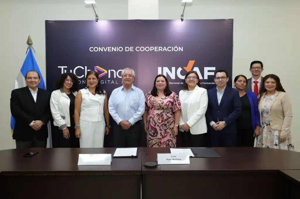 Hasta este año en TuChance los usuarios pueden acceder a más de 500 cursos en línea de diferentes sectores productivos y más de 100 certificados validados por el INCAF.