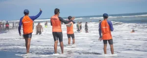 Las emergencias acuáticas fueron parte de las eventualidades registradas en este periodo, sobre lo cual, mencionó sobre una persona fallecida a causa de asfixia por inmersión en el río Grande, en San Miguel, un río que representa peligro debido a la época lluviosa y además porque son lugares en donde no hay presencia de guardavidas..