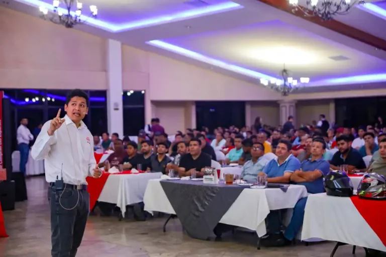 Con el ingreso de esta marca líder en el mercado internacional, se busca proveer soluciones de calidad a reparaciones de Motor con los estándares más altos a todos los clientes de Super Repuestos.