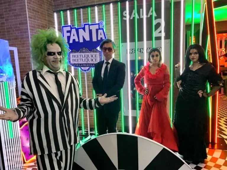 Manifestando el espíritu del demonio travieso, Fanta y Warner Bros Pictures se unen para llevar el sabor del Más-Allá a los consumidores de todo el mundo.