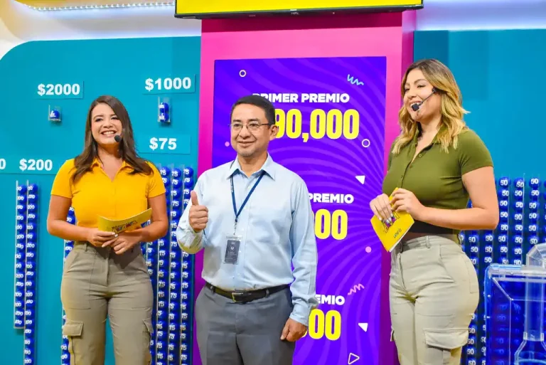 El Sorteo LOTRA N°370 se convirtió en el epicentro de la alegría con más de 12Mil salvadoreños ganadores de cada uno de los premios que el team Lotería sacó de la tómbola.