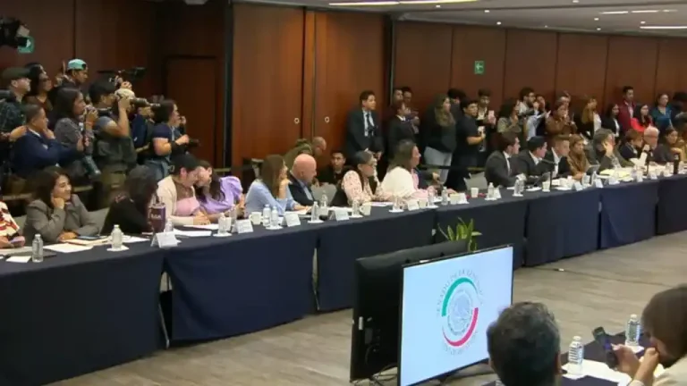 Si la reforma es aprobada, se espera que pase al pleno para su discusión el miércoles 11 de septiembre.