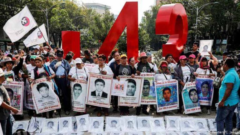 Ayotzinapa: 43 estudiantes desaparecidos, 10 años sin resolver