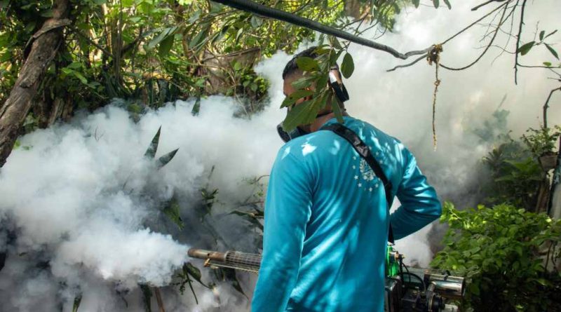 DOM lucha contra el dengue en espacios de masivo acceso