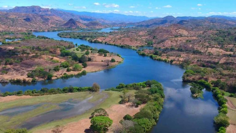 La Conversión de Deuda más grande en la historia para la conservación de cuencas hidrográficas se completa en El Salvador