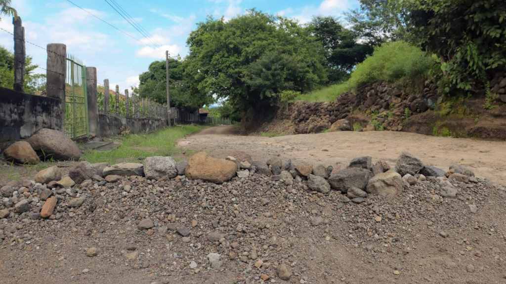 La Dirección de Obras Municipales del gobierno del presidente Nayib Bukele, construirá calle cantón Centeno en Yayantique, La Unión Sur