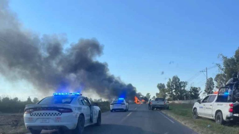 Reportan que, elementos de la Guardia Nacional realizaban un recorrido de vigilancia en la comunidad de Santa María de En medio, en el municipio de Encarnación de Díaz, cuando fueron agredidos a balazos por varios hombres fuertemente armados y al repeler la agresión, un agente resultó herido, lograron capturar a dos de los facinerosos y el resto de agresores se dieron a la fuga.