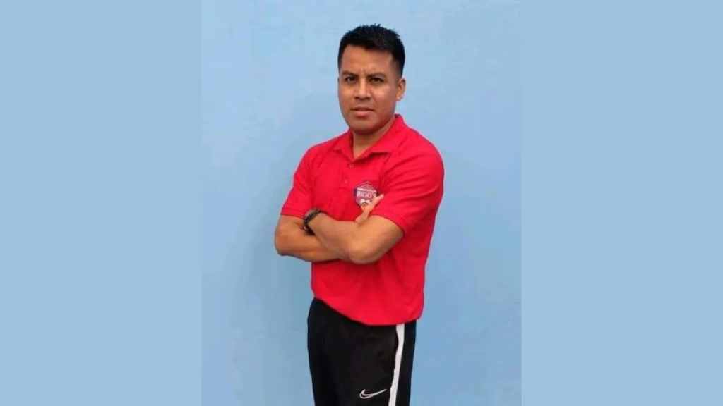 A casi 45 días de gobierno de la presidente Claudia Sheinbaum, México sigue tiñéndose de sangre de sus ciudadanos, luego que se diera a conocer el asesinato de Rigoberto Martínez Sandoval, entrenador Basquetbol