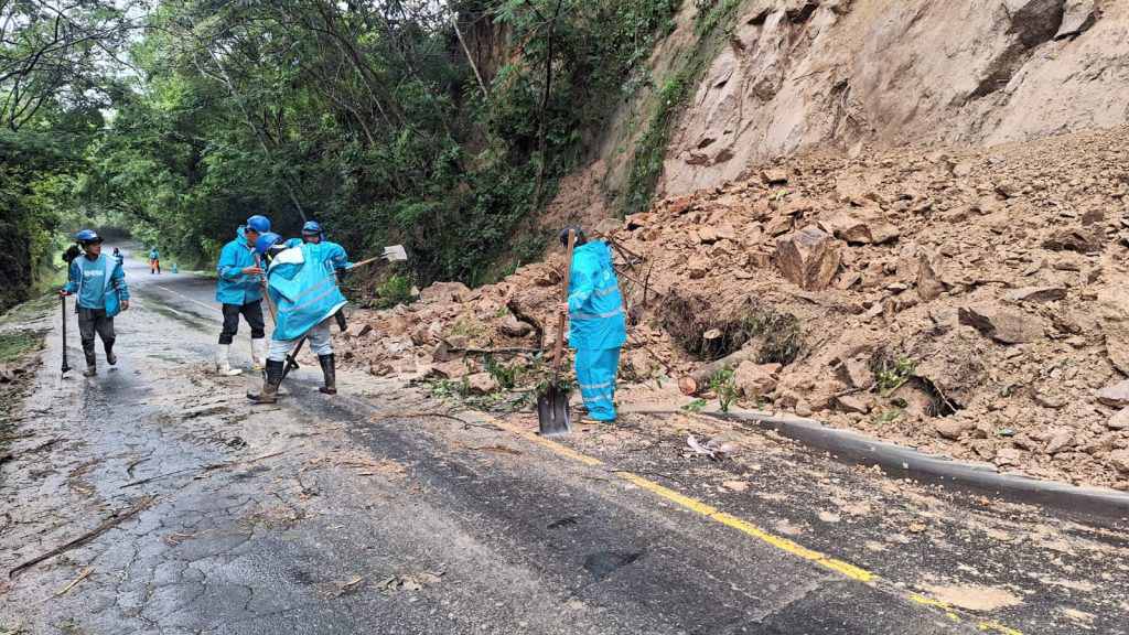 DOM se une a trabajos de ayuda y rescate de población en riesgo