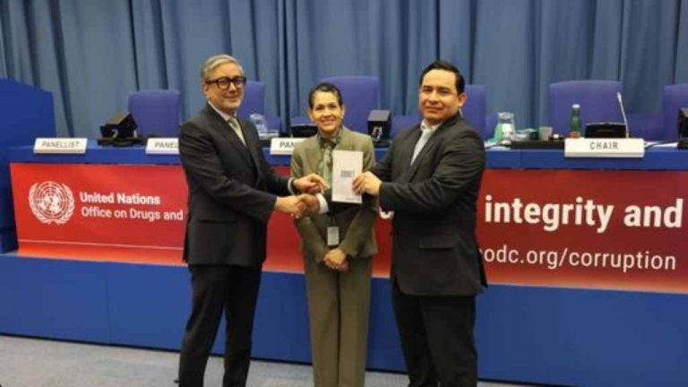 Director Aduanas presenta Código de Ética e Integridad ante ONU