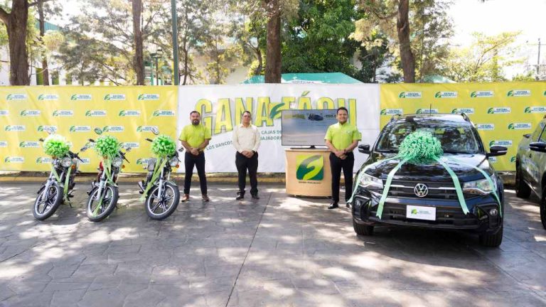 228 los afortunados ganadores que se harán acreedores de estos fabulosos premios: 3 pick up Volkswagen SAVEIRO, 20 motos Suzuki, 30 premios en efectivo de US $500.00, 30 premios en efectivo de US $250.00, 60 premios en efectivo de US $200.00 y 85 premios en efectivo de US $100.00.