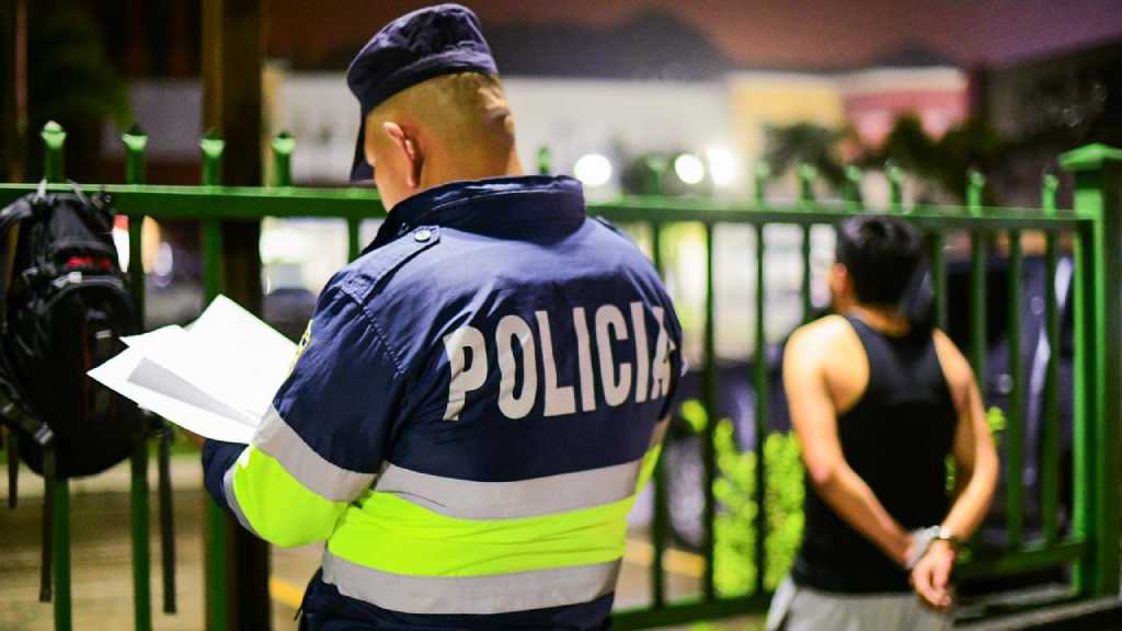 Las multas leves son de $50.00 dólares, graves de $100.00 y las muy graves serán de $150.00, con las que buscan educar a los conductores