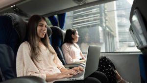 Autobuses Cristóbal Colón, lo lleva en esta en estas festividades a Ciudad de Guatemala, San Salvador y Tegucigalpa para las compras navideñas