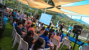 Unas 2,800 personas, entre niños, jóvenes y adultos, se benefician con la construcción del centro deportivo de 950 metros cuadrados.