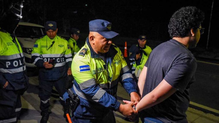 Cuatro personas pierden la vida diariamente por causa de los percances viales en El Salvador, es la séptima causa de muerte en l país.