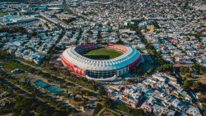 Este sábado 14 de diciembre, se registró una balacera en los contornos del estadio de beisbol de Culiacán, provocando pánico a los asistentes