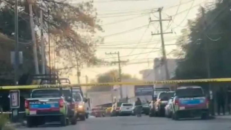 La balacera se generó luego que hombres armados entraran a la fuerza al salón en donde se desarrollaba la fiesta de una boda en Puebla, México