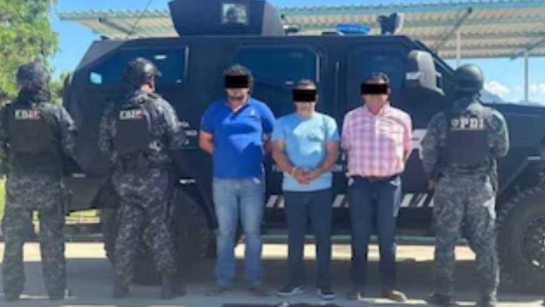 El Alcalde José Antonio Villatoro fue detenido en Frontera Comalapa mediante operativo acusado de desaparición forzada, extorsión y homicidio.