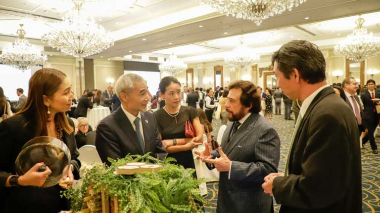 Destacaron la solidez de amistad entre El Salvador y Japón, subrayando la conmemoración de décadas de cooperación el 15 de febrero de 1935.
