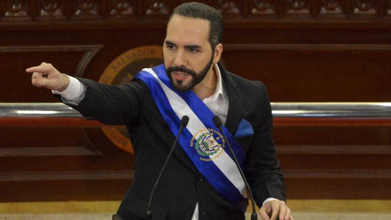 "Si no se destituye a los jueces corruptos, NO se puede arreglar el país", responde el presidente Bukele a publicación de la Dolce Welle