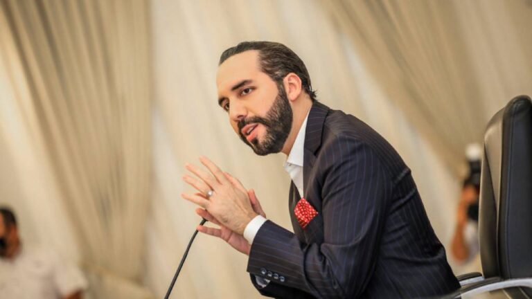 El presidente Nayib Bukele, tiene un nivel de aceptación extremadamente alto en la población salvadoreña, según Grok de X.