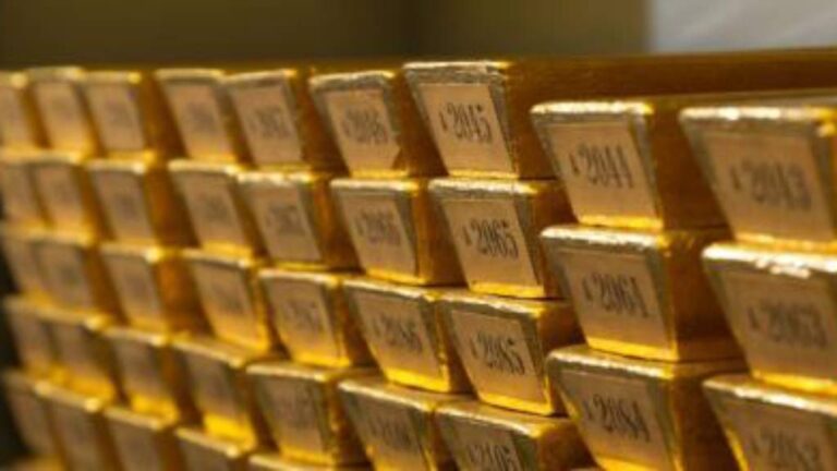 Alemania podría repatriar parte de sus 1,236 toneladas de oro que tiene en Nueva York debido a la geopolítica del presidente Trump.,