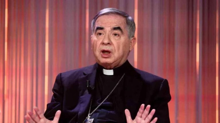 El cardenal Angelo Becciu, condenado a cinco años y medio de prisión tras escándalo financiero y compra de un edificio de lujo en Londres,