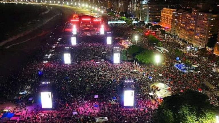 La cifra récord de 2,5 millones, la mayor lograda por una artista en la historia, supera el show de Madonna en el mismo lugar en 2024.