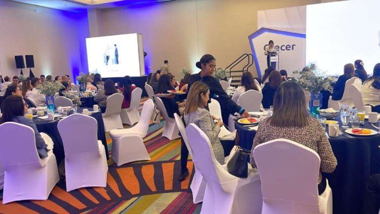 La conferencia magistral «Navegar la incertidumbre con resiliencia», se desarrollará este jueves 22 de mayo, gratis para clientes de Crecer.