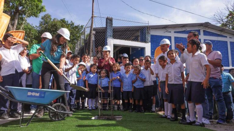 La DOM, rehabilitación el centro escolar cantón La Virgen, distrito de Tepetitán, San Vicente Sur, con la visión del presidente Nayib Bukele