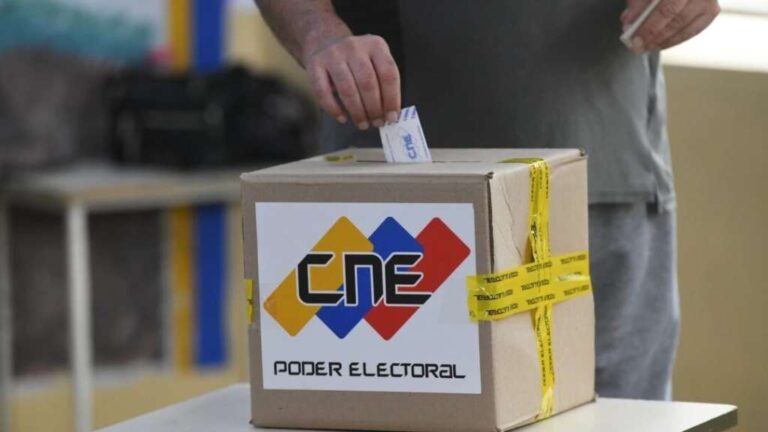 Las elecciones parlamentarias y regionales de Venezuela 2025 se llevaron a cabo este domingo,, marcadas por una profunda crisis política.