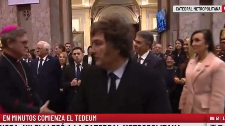 El presidente argentino, Javier Milei, evitó saludar tanto a la vicepresidente Victoria Villarruel y al jefe de Gobierno porteño, Jorge Macri