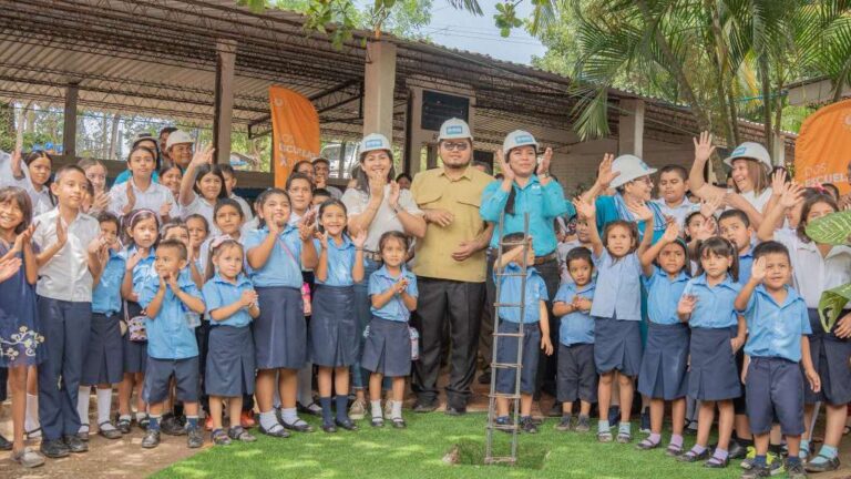 Con la remodelación del centro escolar en Guacotecti, la DOM ejecuta más de 23 proyectos en el departamento de Cabañas.