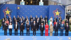 La sexta cumbre de la Comunidad Política Europea se celebró en Tirana, Albania, bajo el lema "Una nueva Europa en un mundo nuevo"