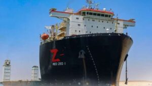 La Autoridad del Canal de Suez reportó que no hubo heridos y que las consecuencias del encallamiento fueron resueltas en unos 60 minutos.