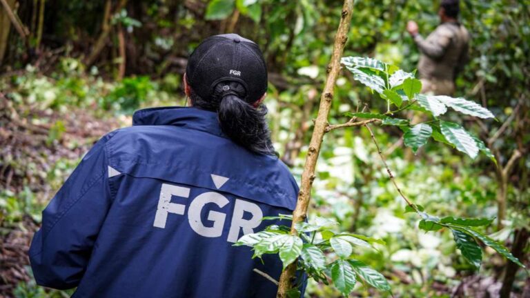 La víctima era un joven de 24 años, a quien los criminales, después asesinarlo lo enterraron en un cementerio clandestino del sector.